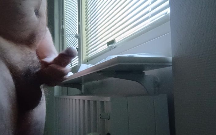 Ed Eden: Montag masturbation