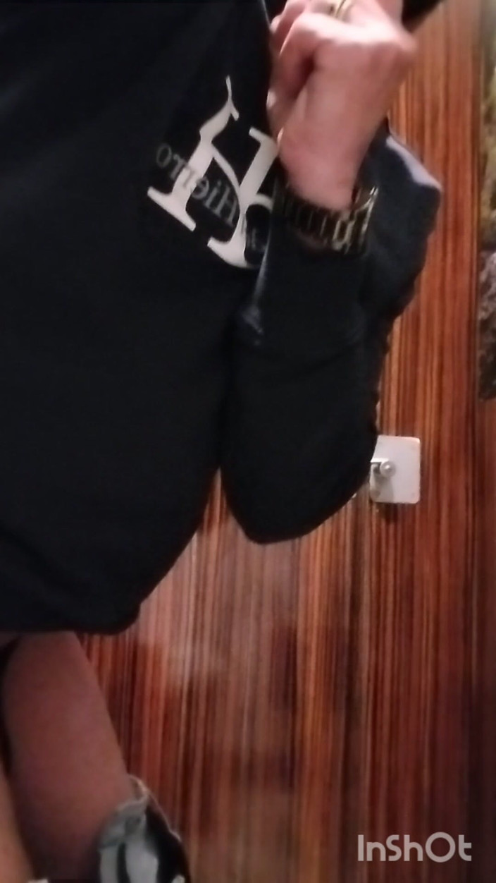 Morbosete000: Showing My Thong in a Public Restroom