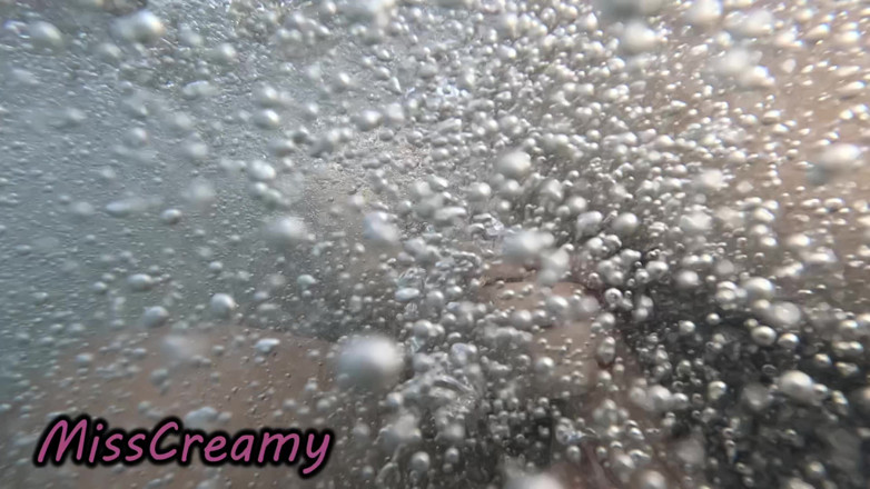 Miss Creamy: Público Piscina Meia-irmã Pau Mostra Arriscado Punheta Multidão Assistindo Ejaculação 4K