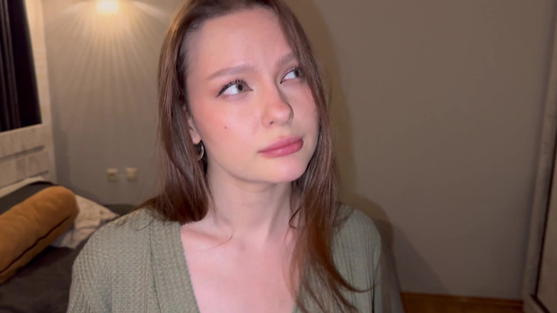 Alexa Poshspicy: Macocha POV: Wiem, że nie pierwszy raz patrzysz na mnie, co...
