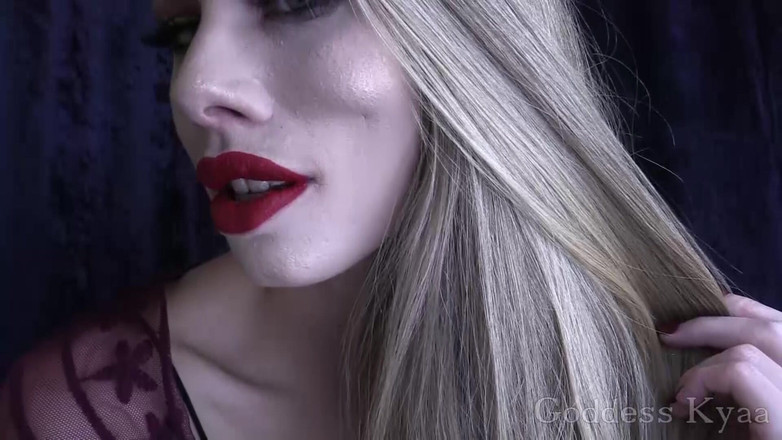 Kyaa Chimera: Поклоніння помаді рогоносця