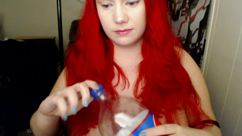 Scarlet Vixen: Oyun ve Soda Geğirme! (wmv)