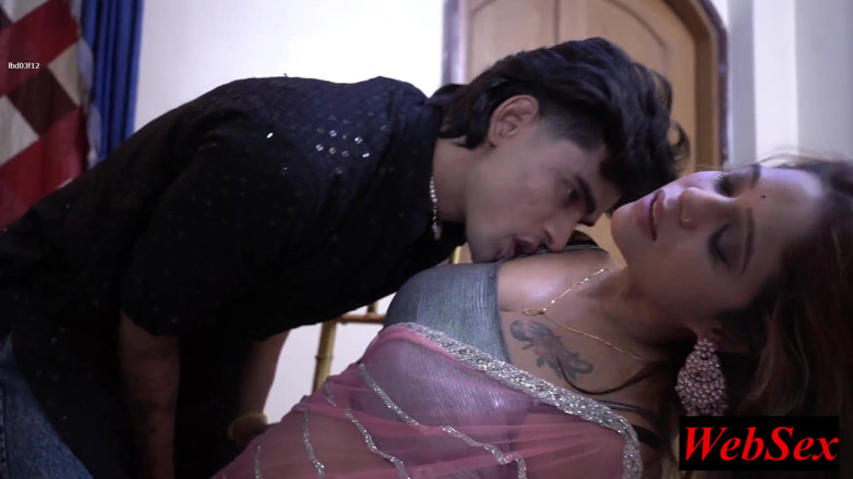 WebSex Premium: Seks tegar sebenar India dengan bercakap kotor dan romantik yang...