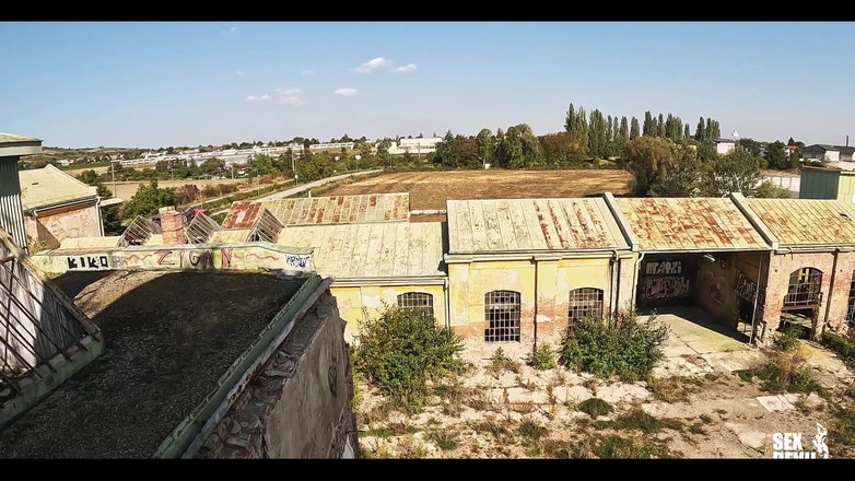 Miss Lilith devil: Futai în 3 găuri de la ranger