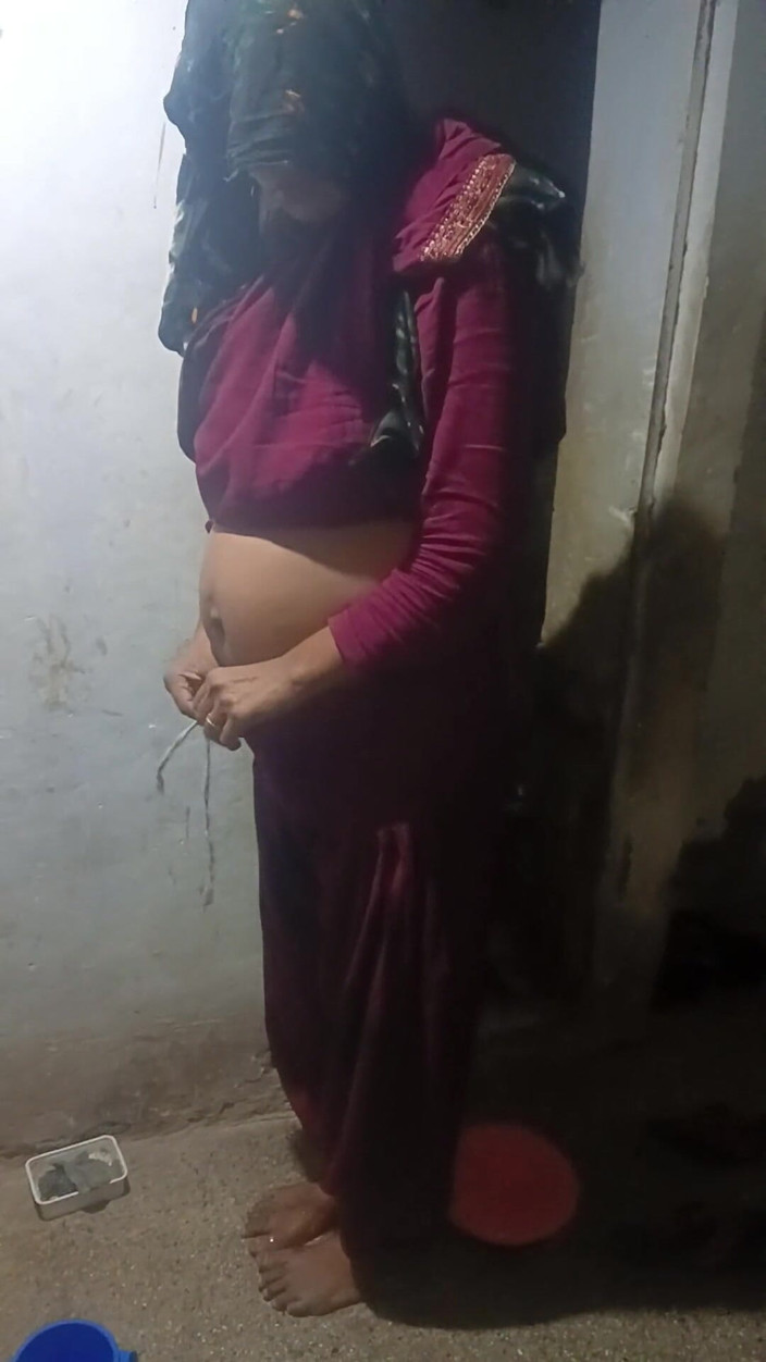 Bhabhi UP: Бхабхі, зведеного брата сьогодні немає вдома.