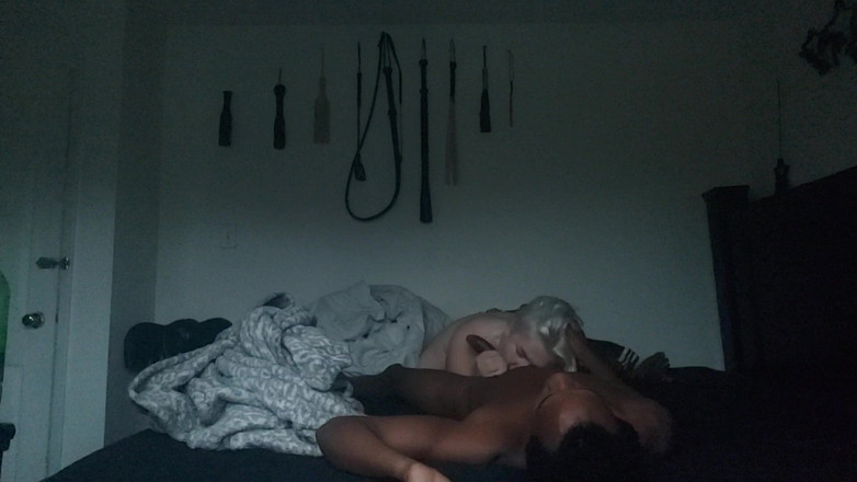 Missi Rae: Zijn ziel uit zijn pik zuigen