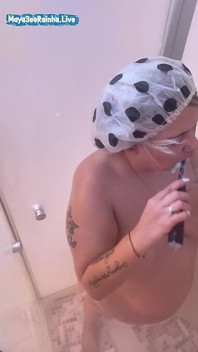 Saggy Brazilian BBW MILF Goddess Lathering up in a Steamy Shower