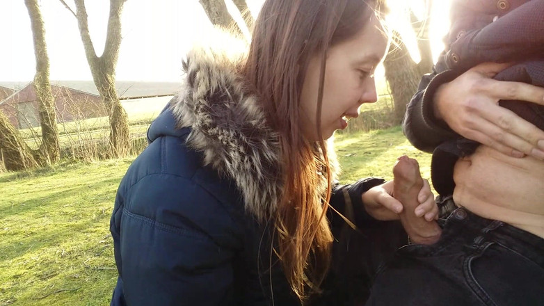 Alison Robell: Vykouřila jsem mu na kraji silnice, kousek od farmářského domu....