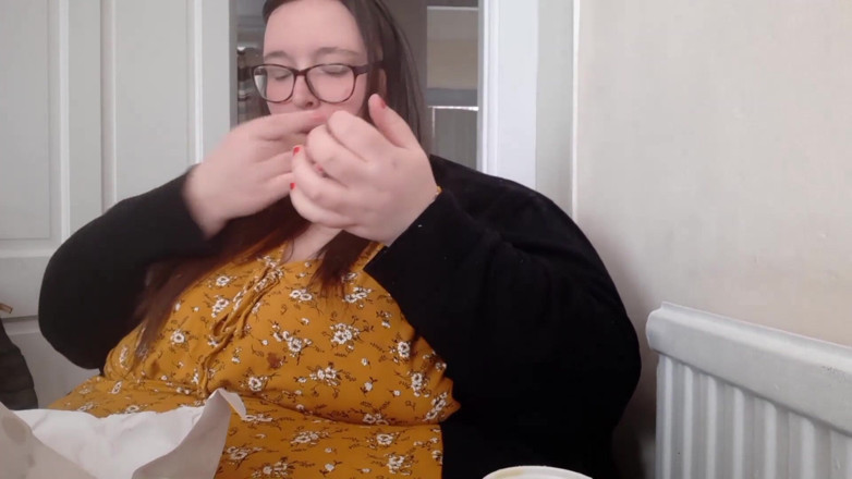 SSBBWLadyBrads: Une BBW SSBBW se fait fourrer le ventre, poisson et...