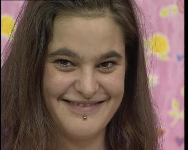 YOUR FIRST PORN: Steffi Wichst Ohne Ah Und Oh.. - Steffi to dělá bez...