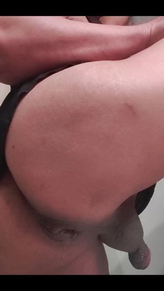 KNKY Bee: Ass so Fat and Eager. I Can Open It on...