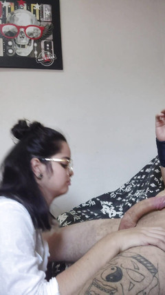 Wellington Ribeiro: White Wolf Ofc - hluboké kouření s vip brýlemi White Moon (boční úhel)