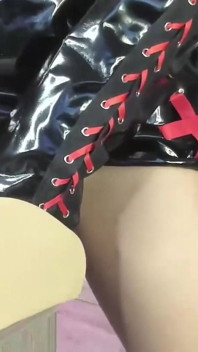 Adakah awak akan meminjamkan saya teman wanita awak untuk mengongkek pepeknya?