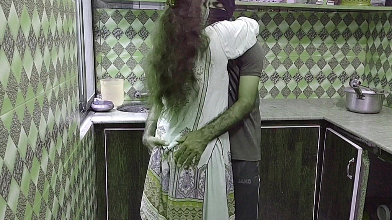 Pakistani CoupleX: Dì Ấn Độ nhà bếp Mai Kam Kr Rahi Thi Pati Ny...