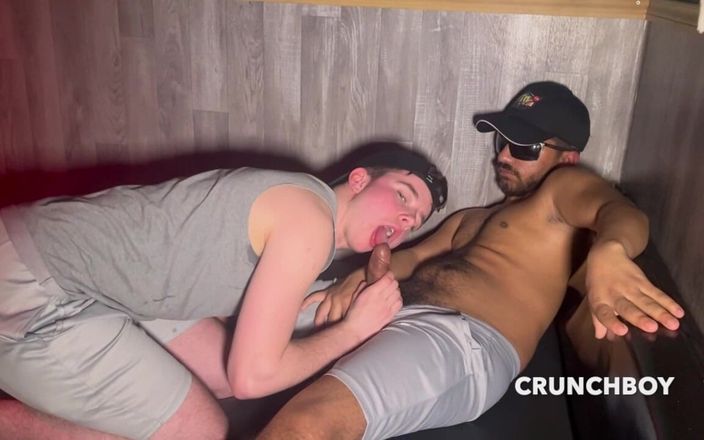 TRANSBOY STUDIO PUSSY MAN: 4655 トランスボーイがXXLアラブダックにサウナで犯される