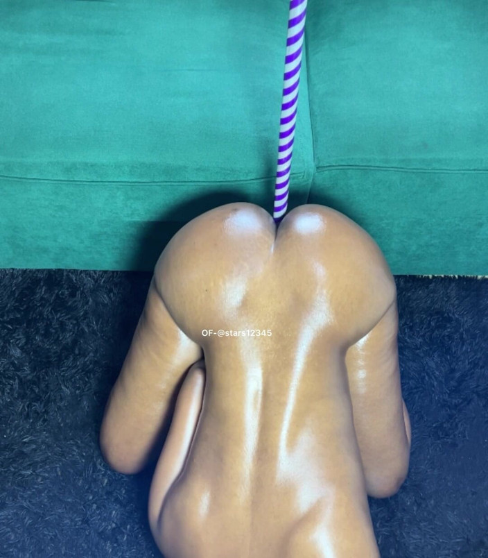 Its Nyota: Naughty Amateur Girl Bend Over Orgasm on Stick