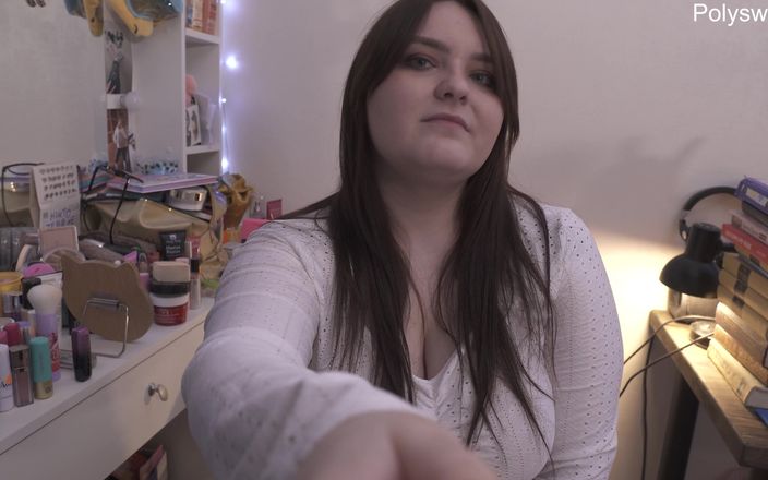 Polly Sweet: Šukám tě do zadku a budeš to milovat.