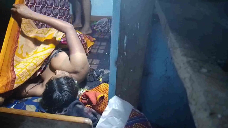 Desi palace: Indická sexy sexy Bhabhi Chudai