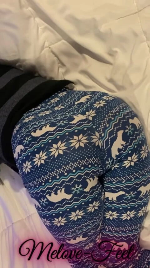Melove Sexy Dirty Feet with Long Red Toe Nails