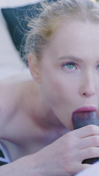 Creampie op het balkon voor model 18 Plus
