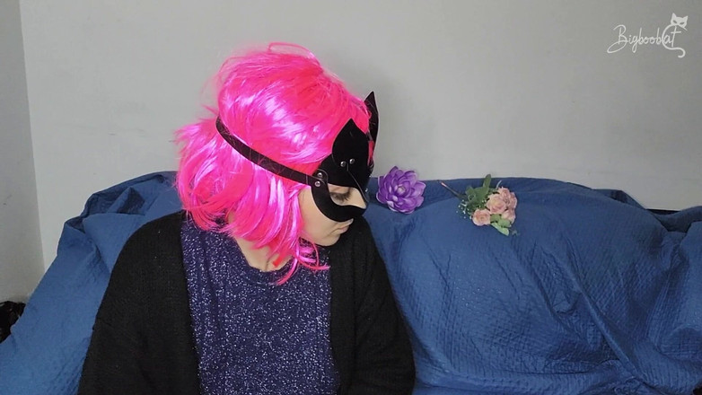 BigBoobCat: Přijďte mě vidět vyléstat s mými velkými přírodními kozami a...