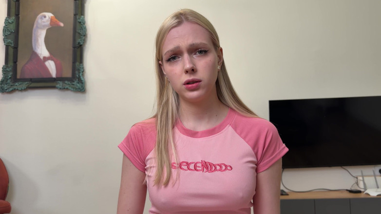 Arisha Mills: O blondă cu sâni mari a venit să se angajeze într-un...