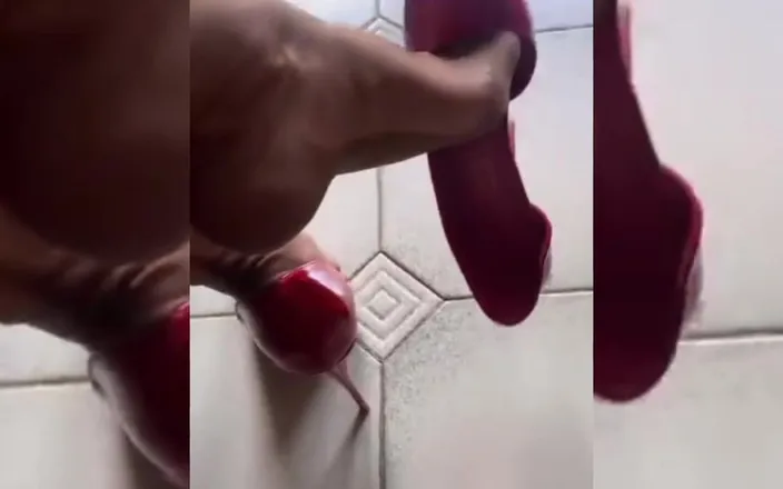 Georgia cross: Red High Heels Mistressxxx
