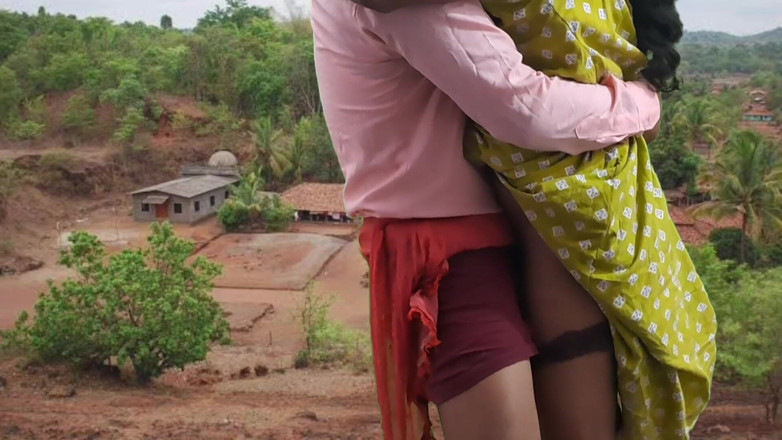 Trilokinath: Outdoor-bhabhi-fick