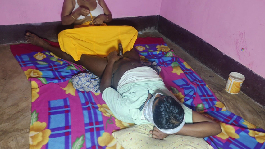 Indian House Wife Deluwara Hardcore Sex by Husbe (Deluwara) Indian House Wife Deluwara Hardcore Sex by Husbe (Deluwara)