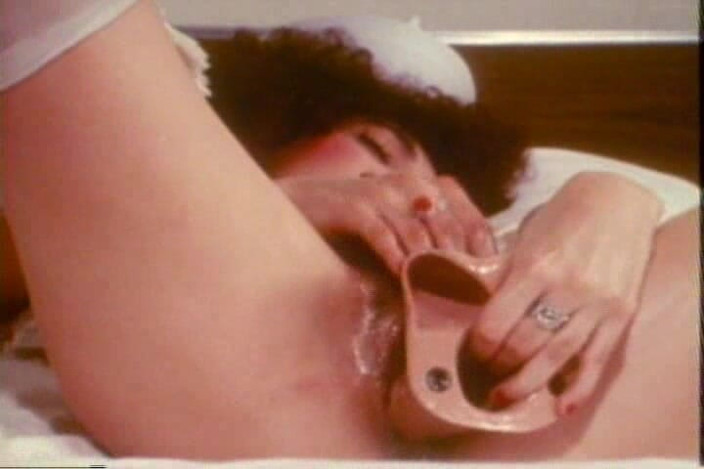 Pornstar Legends: Marlene Willoughby Masturbates
