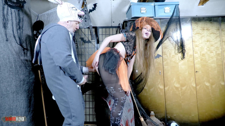MMM100: Halloween Frenzy: Terry in Freaky Rabbit Costume Fucks Hard Belgian...