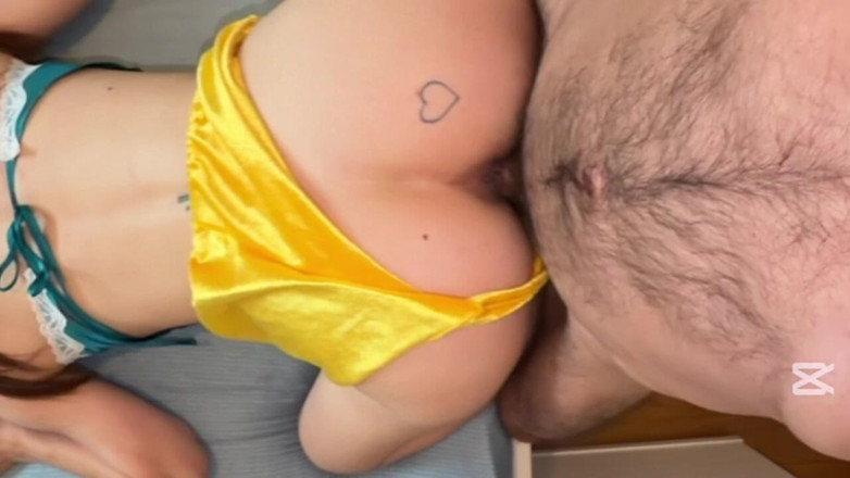 AmateurWifeXx: Prt 1 - Real Cheating Wife by Her Neighbor Before Husband Back