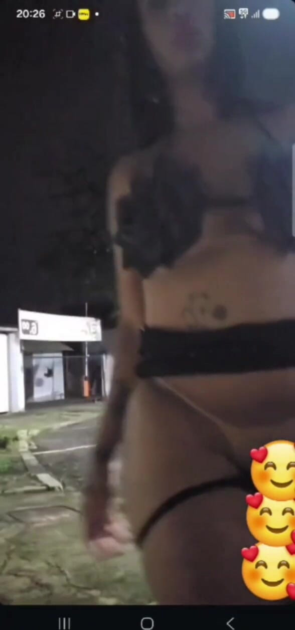 Renata Frazao: 在街上玩耍