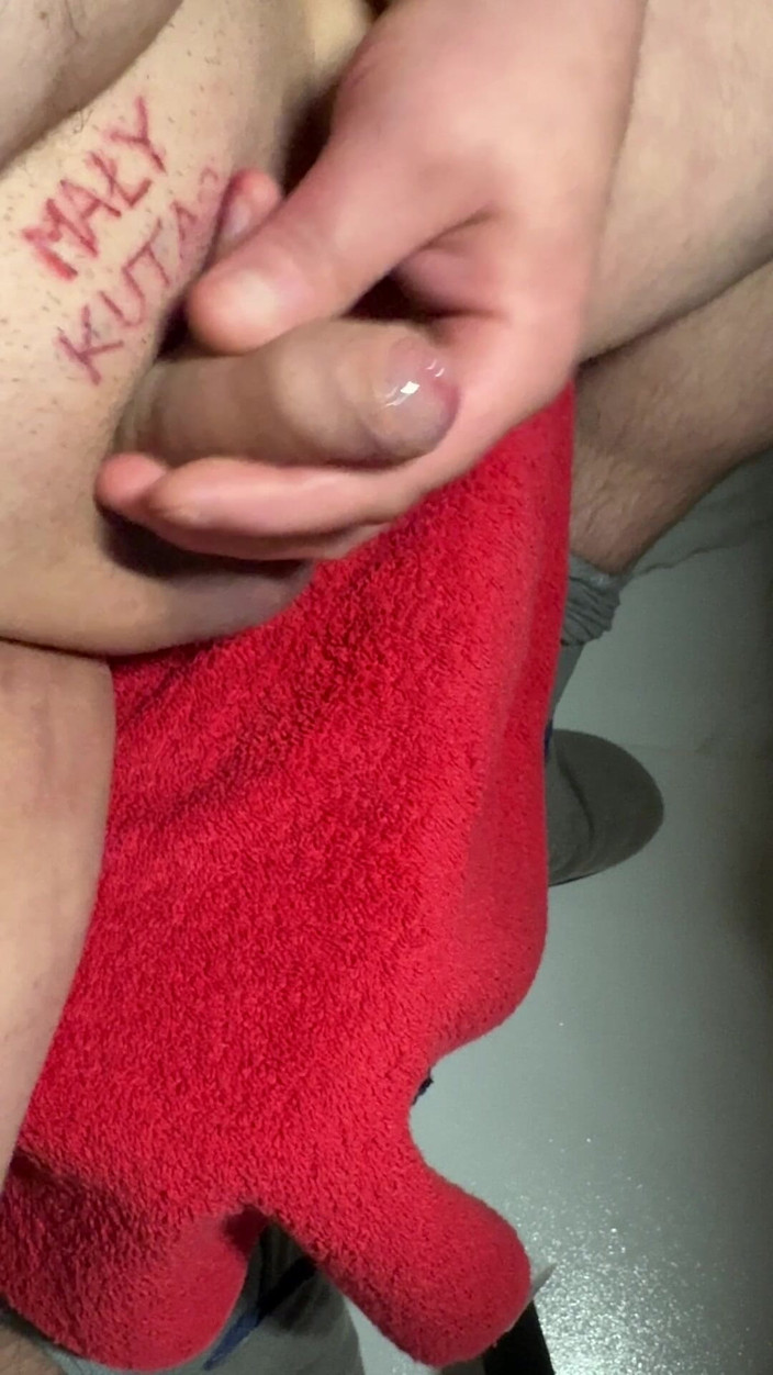 Piot666: Small Cock