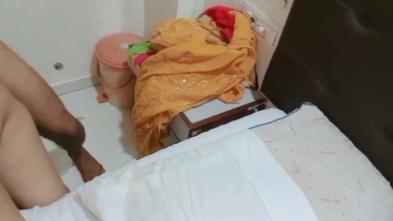 Nisha bhabhi ki chudai: Threesome with Boyfriend and Husband Doing Together Fuck Me.
