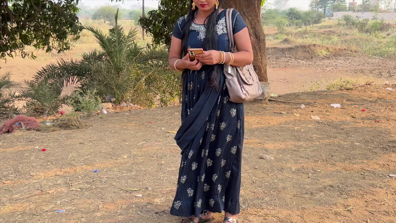 Raniki chut: मेरी बड़ी बहन ने मुझे कॉलेज से लेने के लिए बुलाया और मुझे घर पर चोदा । पूर्ण हिंदी ऑडियो
