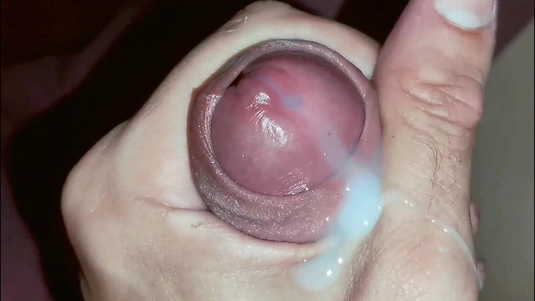 SEXY_GUYBEST: Yavaş elle muamele güzellik büyük yarak yakın çekim boşalma daha fazla...