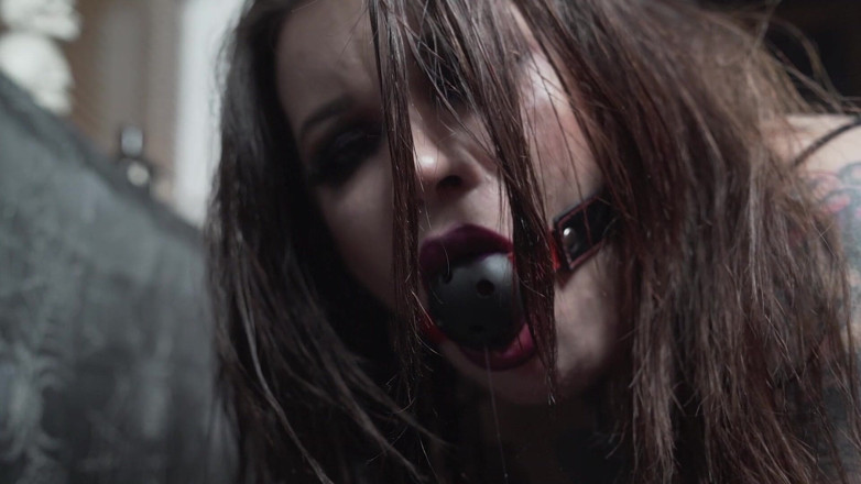 Sabien Demonia: Con đĩ goth xuất tinh bắn tinh lên mặt cực độ