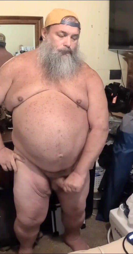 GeneWadexxx: ท้องหมีใหญ่และควย