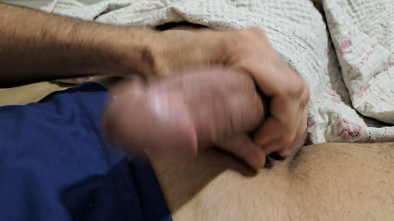 snappyblindfold3: 의붓딸의 도움이 너무 기다려졌고, 결국 내 성기가 쌓인 정액을 모두 쏟아냈다!