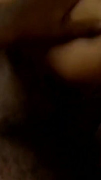 Peituda morena milf pingando de bbc martelando