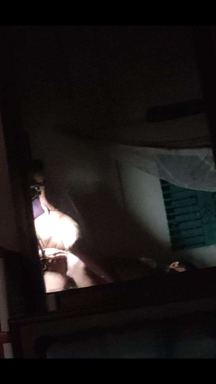 Ahpanal: Ateşli sikiş ayna görünümü