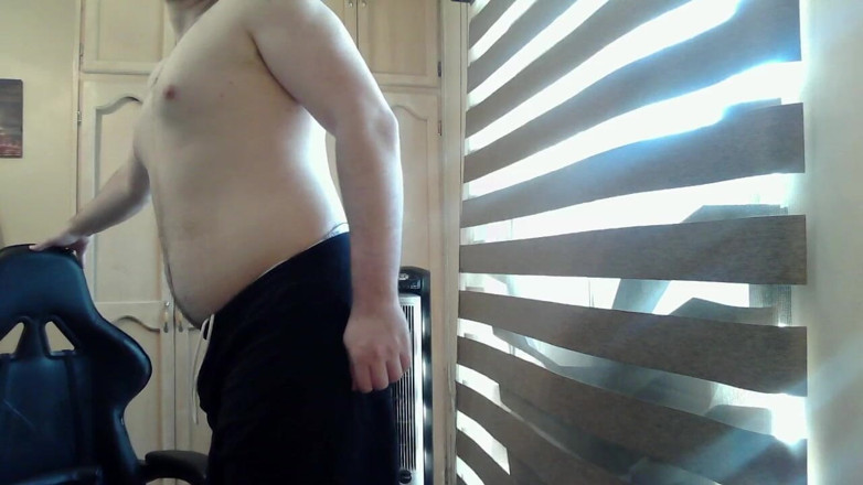 Himbo_Fox: Un étalon musclé sexy pompe du fer