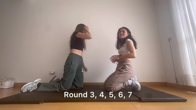 scarlettandc: Lutte Féminine Et Jeu Lesbien