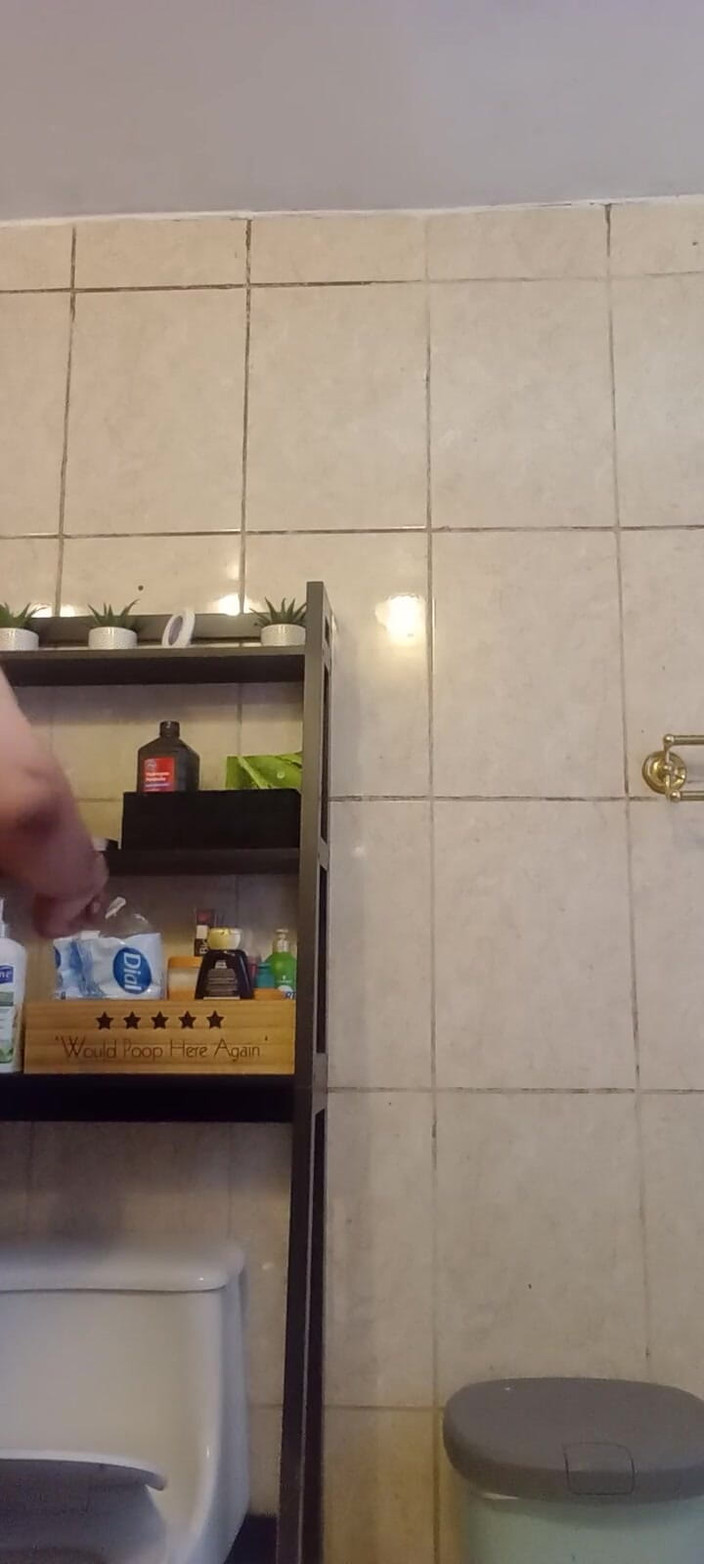 Chubbytits16: Real virgem gay brincando com peitos