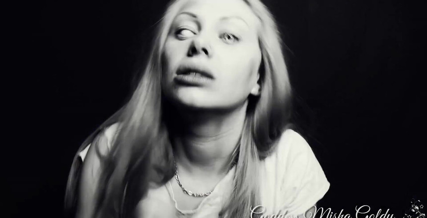 Goddess Misha Goldy: Alcuni decenni fa gli scienziati hanno scoperto come aprire una...