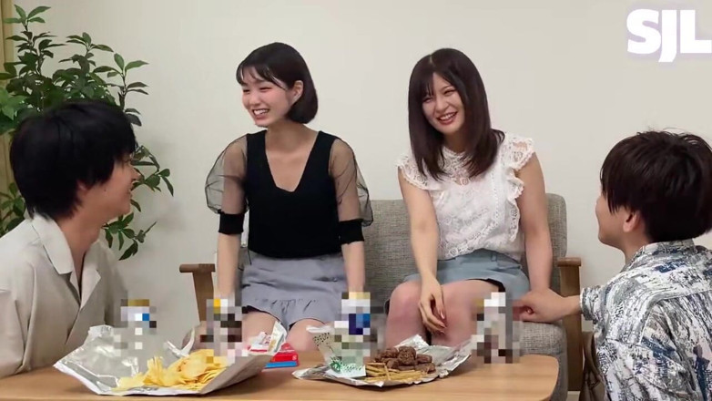 Studio JAV Launcher: 왕의 게임으로 이어지는 방법에 대한 이야기는 믿을 수없는 회전을했다 - a