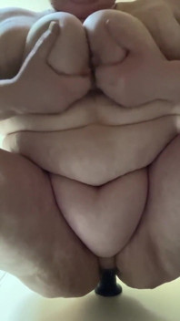 Bbwbootyful Ridding 12 -tums dildo stimulerar min klitoris med kulvibrator