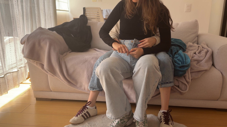 scarlettandc: Vợ tôi nhớ cách quan hệ tình dục đồng tính nữ...