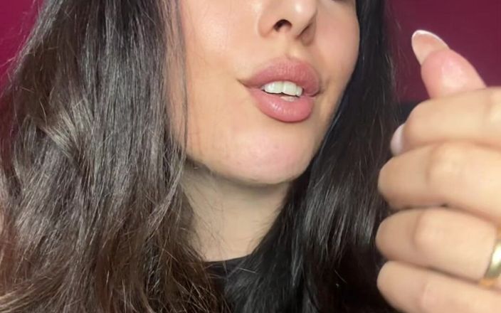 Young_strawberry: JOI BBC: Como eu iria provocá-lo